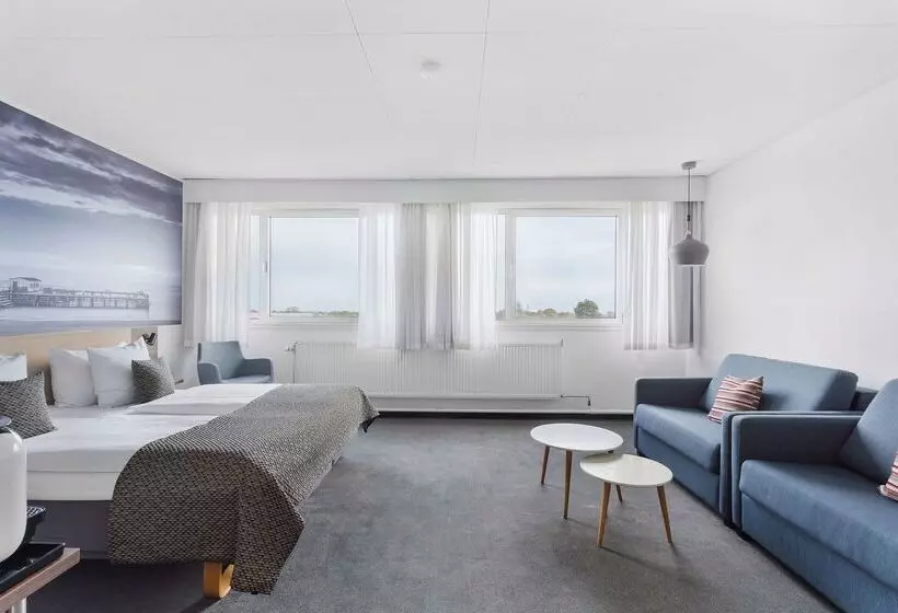 בית מלון כפרי Best Western Plus Airport