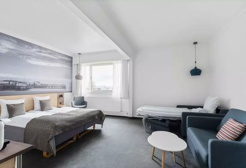 בית מלון כפרי Best Western Plus Airport