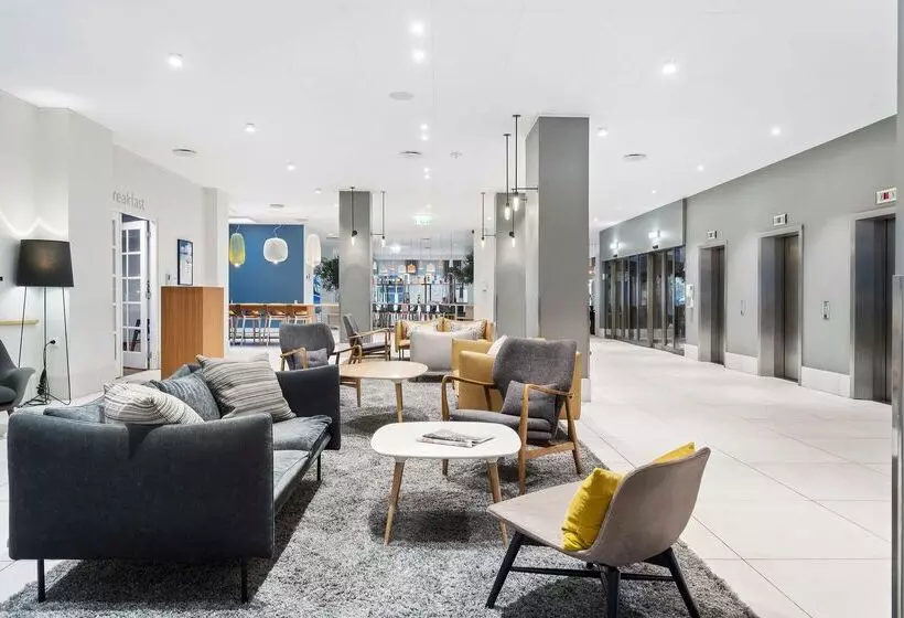 בית מלון כפרי Best Western Plus Airport