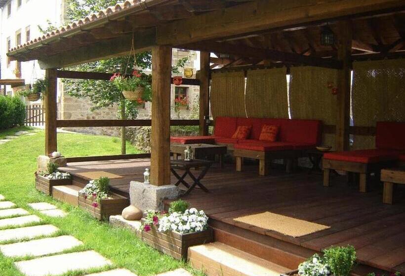 Отель Casona De San Pantaleón De Aras