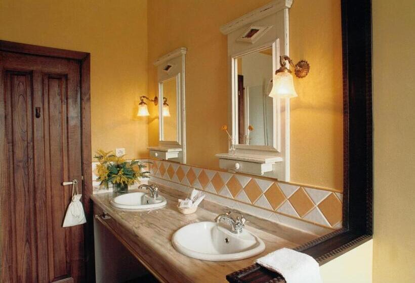 Отель Casona De San Pantaleón De Aras