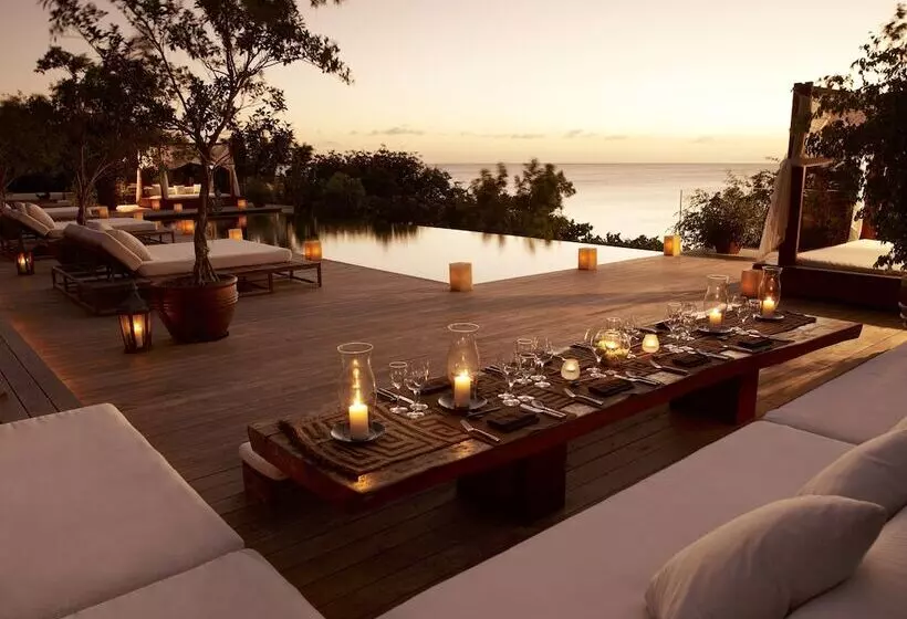 هتل Como Parrot Cay