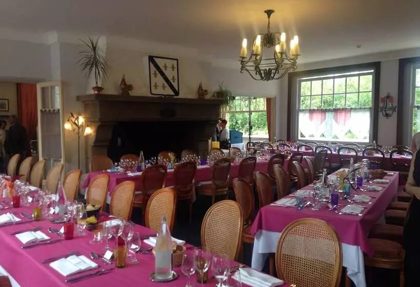 בית מלון כפרי De La Poste