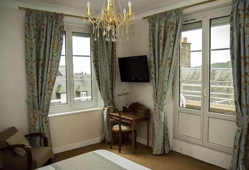 בית מלון כפרי De La Poste