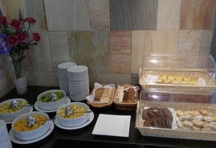 هتل Diego De Almagro Concepcion