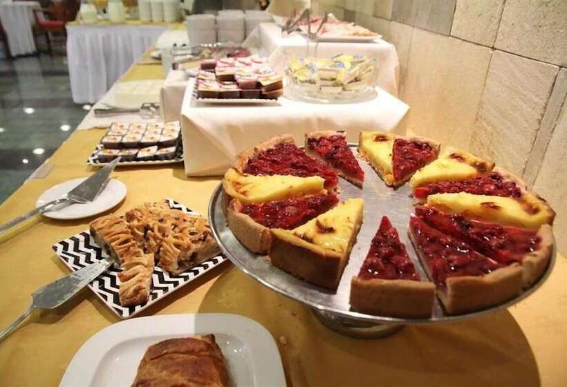 هتل Diego De Almagro Concepcion