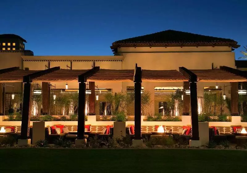 ホテル Fairmont Scottsdale Princess