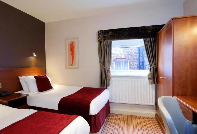 Отель Chester Station , Sure  Collection By Best Western