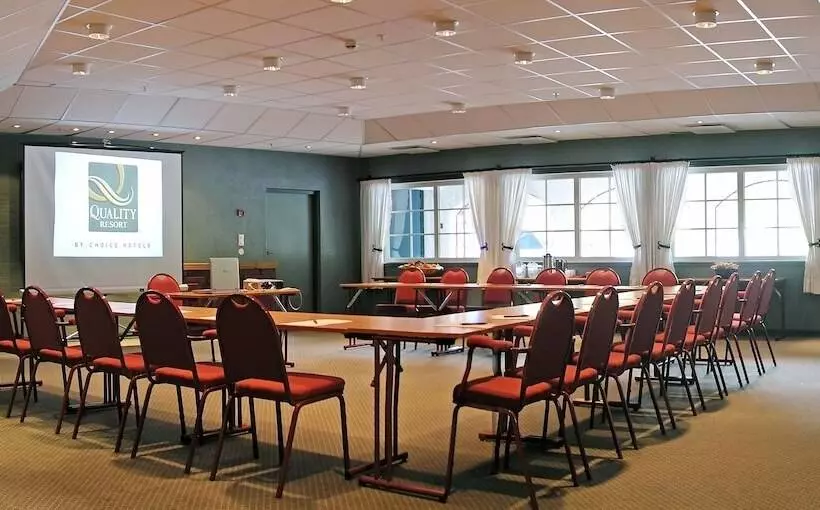 Hunderfossen Hotel & Resort