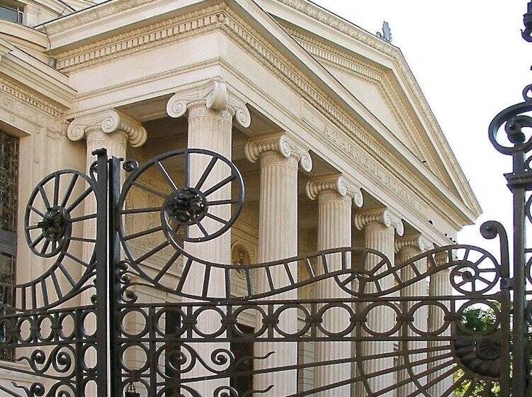 Hotelli Jw Marriott Bucharest Grand