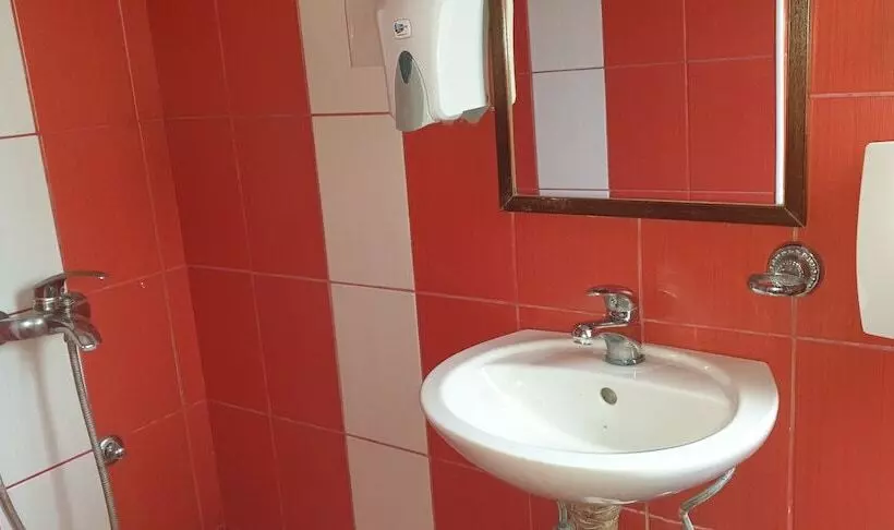 هتل Kapistec Skopje