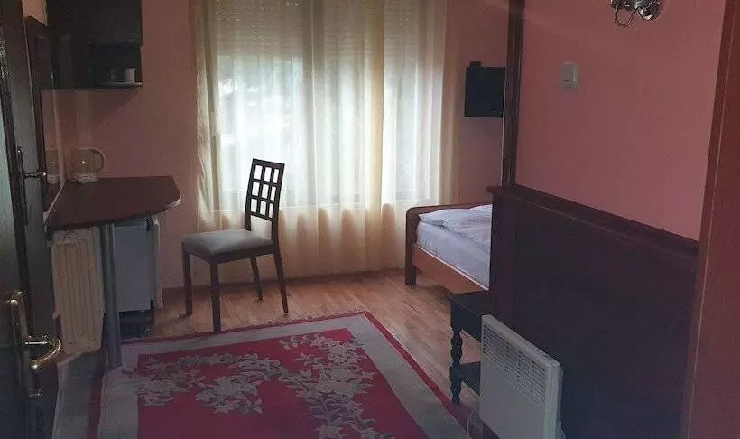 هتل Kapistec Skopje