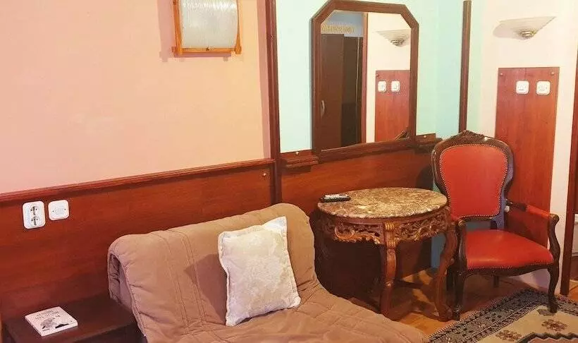 هتل Kapistec Skopje