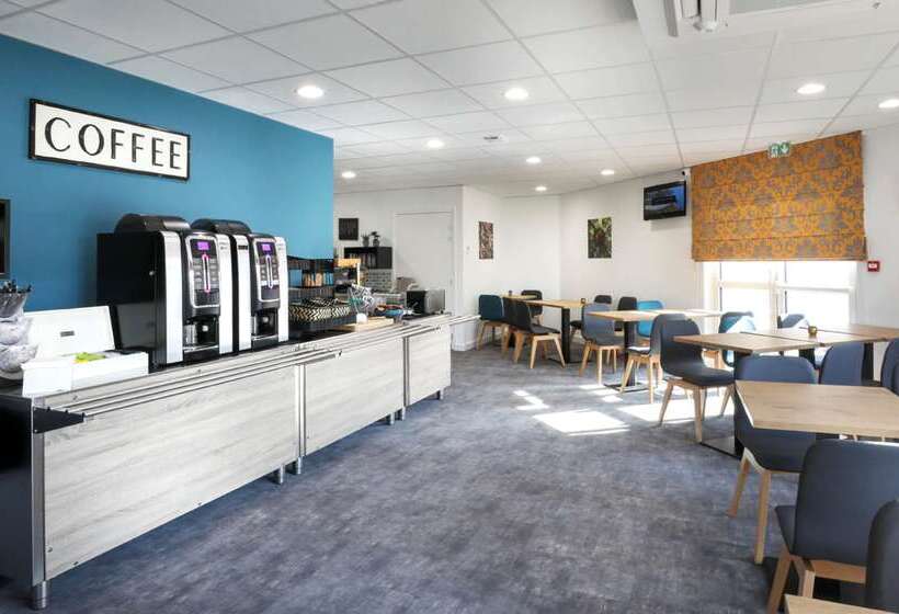 فندق Kyriad Annemasse   Geneve