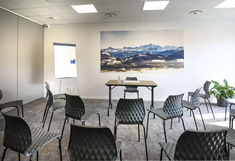 호텔 Kyriad Annemasse   Geneve