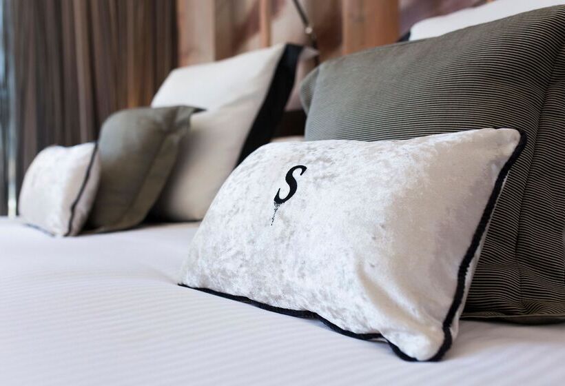 هتل Pure Salt Port Adriano Adults Only