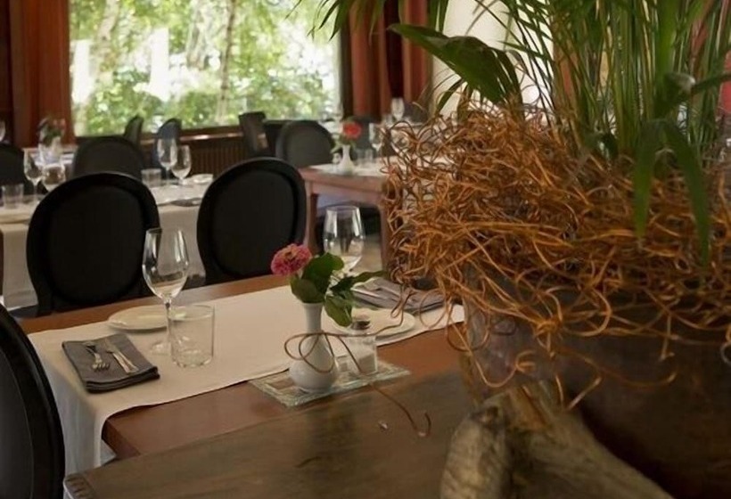 فندق Restaurant Pessets & SPA