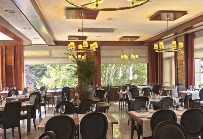فندق Restaurant Pessets & SPA