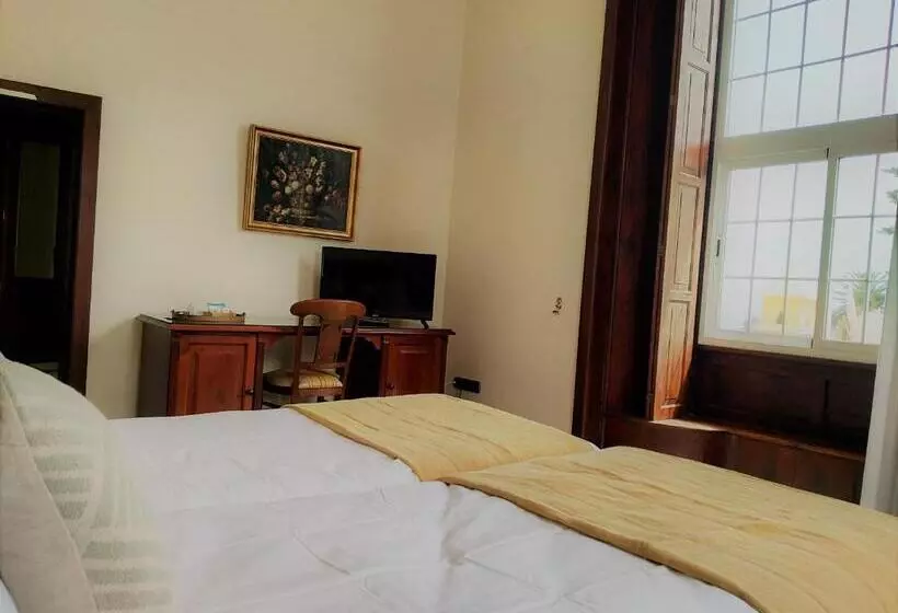 Сельский отель Rural Victoria   La Orotava