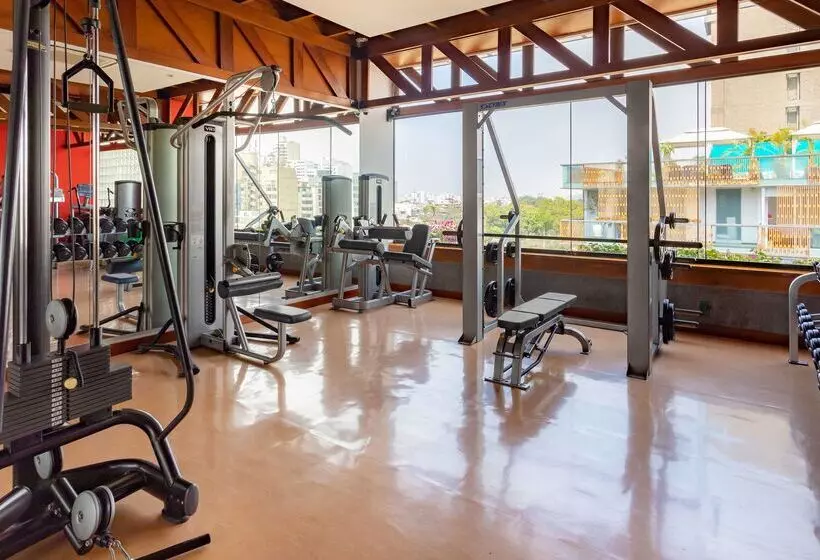 Sonesta Hotel El Olivar