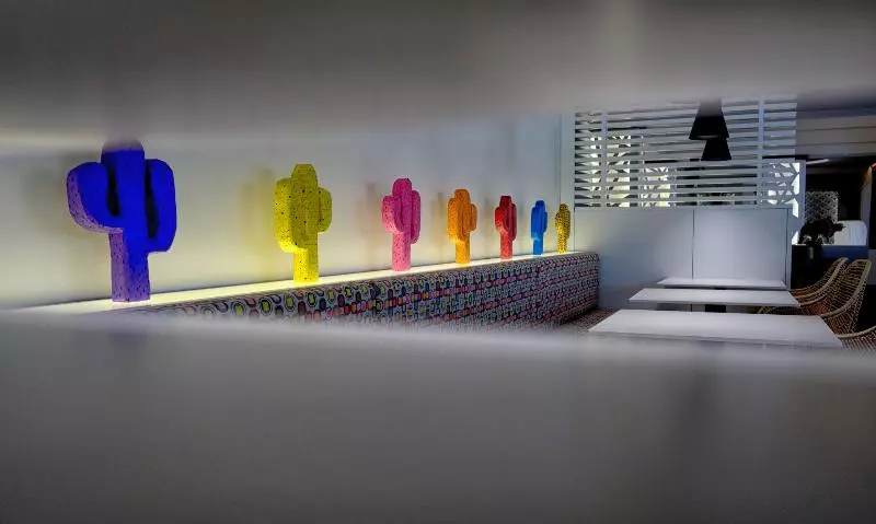 هتل Vertice Sevilla