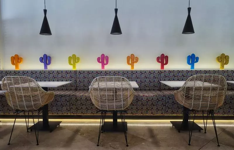 هتل Vertice Sevilla