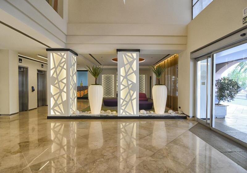 Hotel Vertice Sevilla