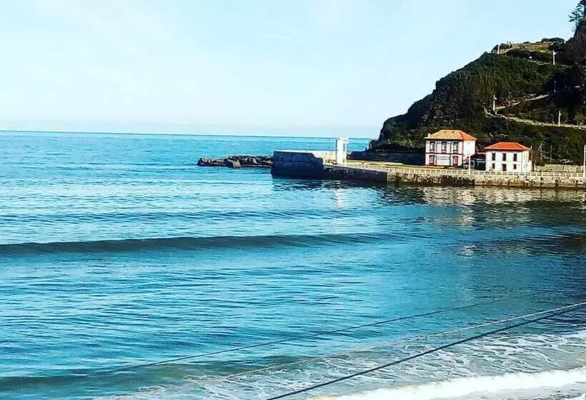 هتل Villa Rosario, Palacete