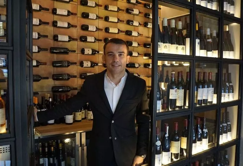 هتل Villa Rosario, Palacete