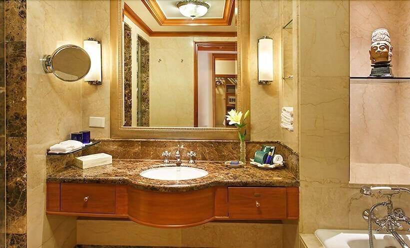 Hotel Wildflower Hall, An Oberoi Resort, Shimla