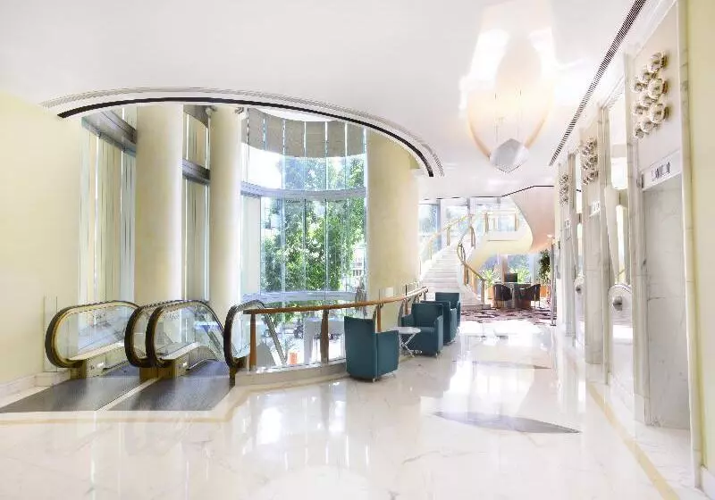 Metropark Hotel Causeway Bay Hk