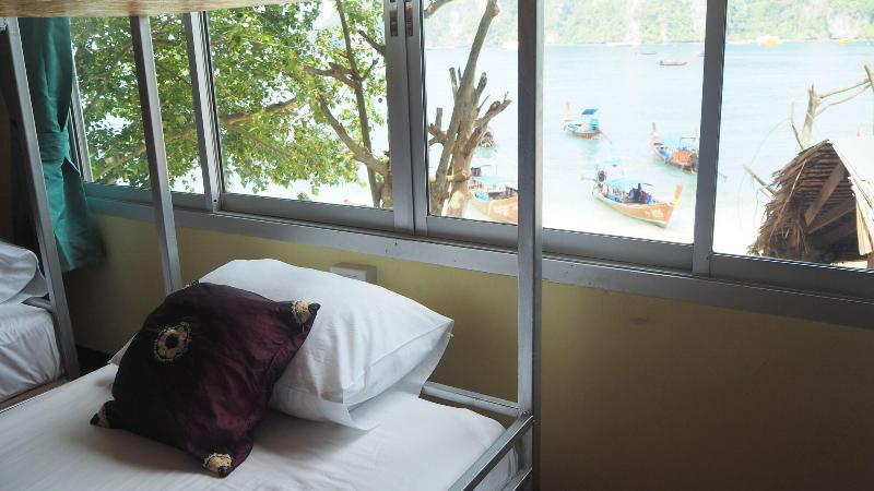 הוסטל Chaokoh Dorm Room