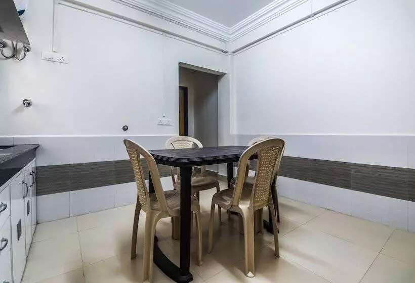 هتل Oyo 17362 Shillong Mantra Guest House