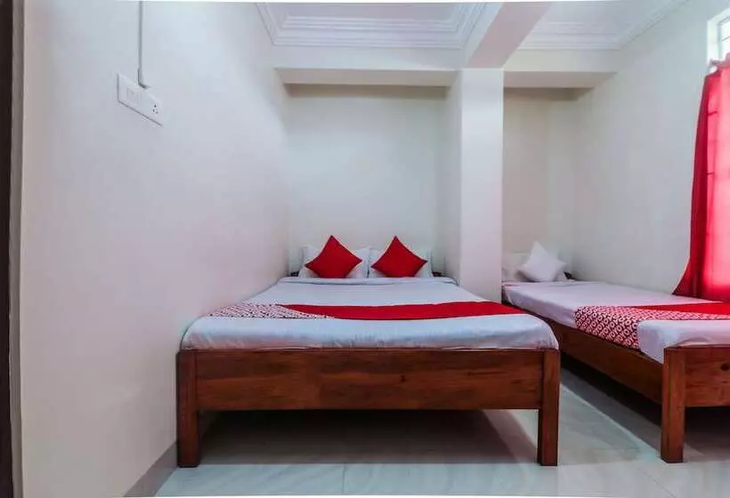 هتل Oyo 17362 Shillong Mantra Guest House