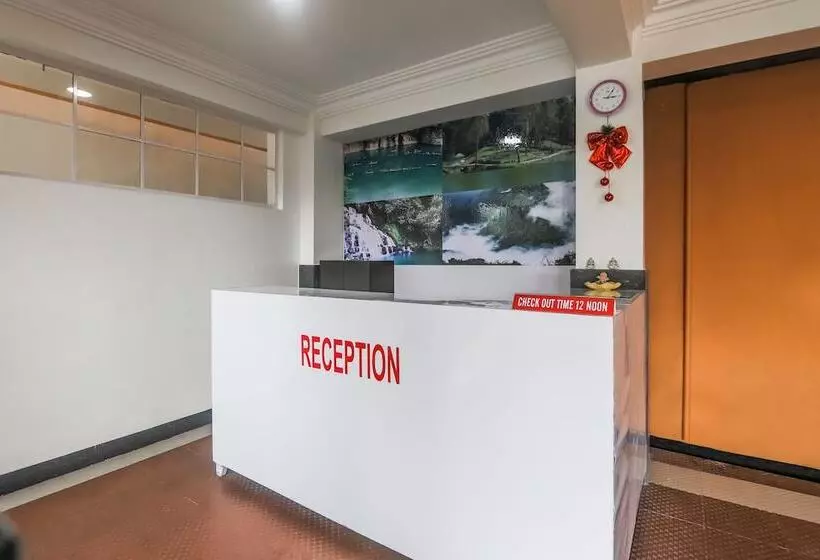 هتل Oyo 17362 Shillong Mantra Guest House