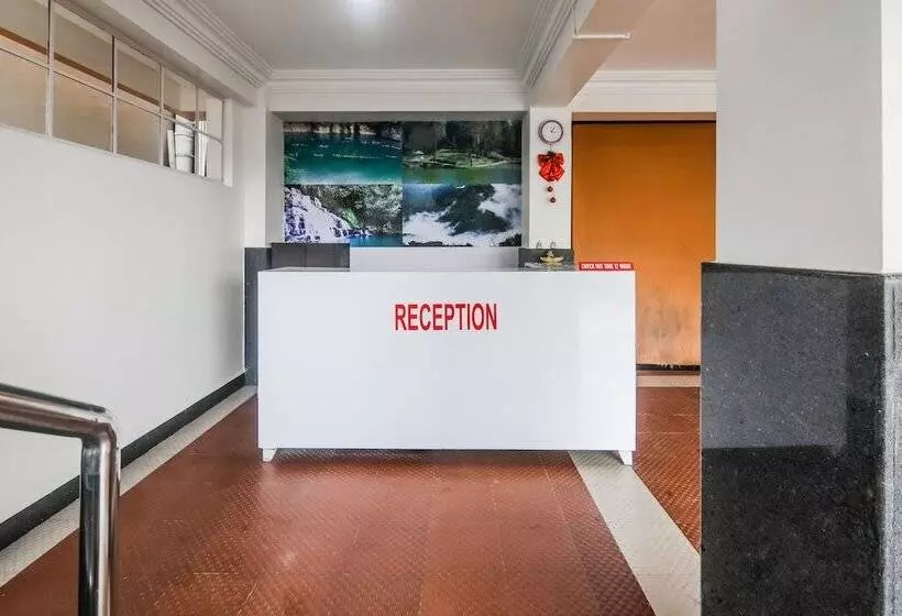 هتل Oyo 17362 Shillong Mantra Guest House