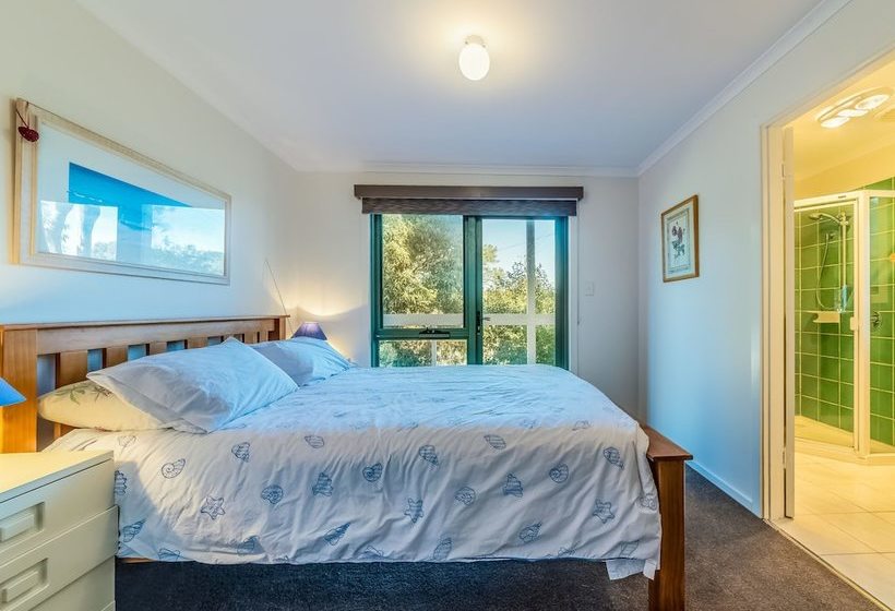 Woodingdean  Pet Friendly