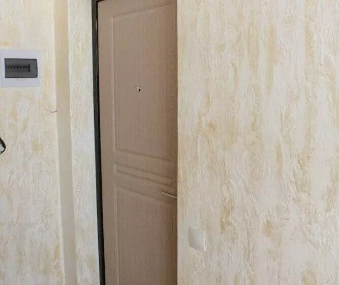 Apartment On Kamyshovaya 41, Apt 2