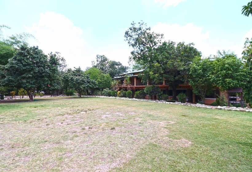 هتل Bagheera Jungle Retreat