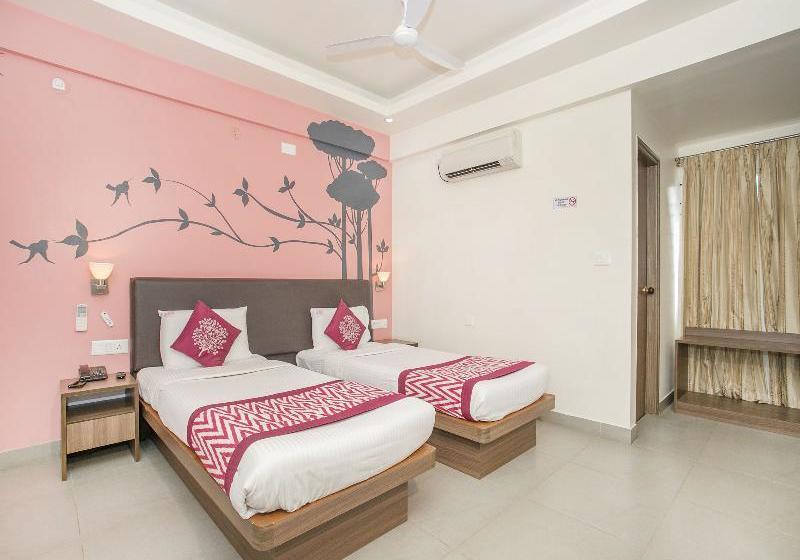 בית מלון כפרי Aira Apartments By Oyo Rooms