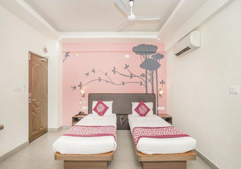 בית מלון כפרי Aira Apartments By Oyo Rooms