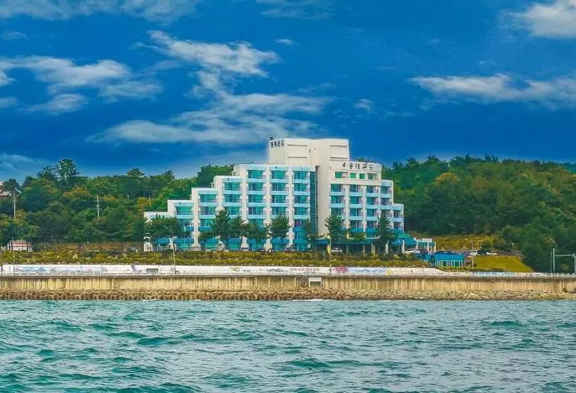 Benikea Hotel Mountain & Ocean Sokcho