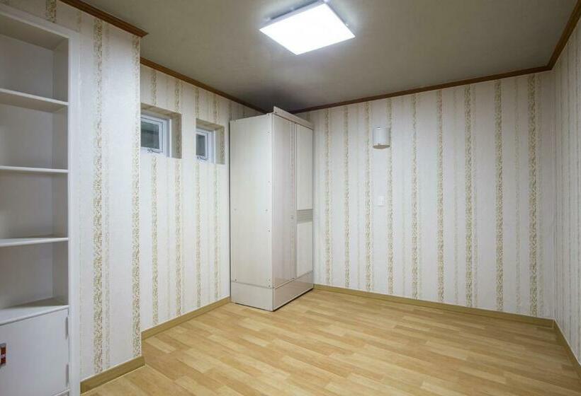 Benikea Hotel Mountain & Ocean Sokcho