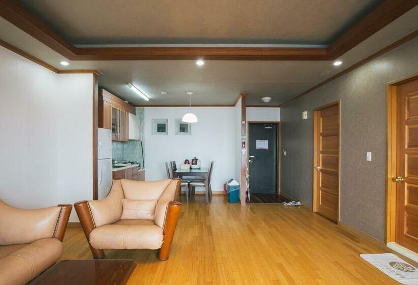 Benikea Hotel Mountain & Ocean Sokcho