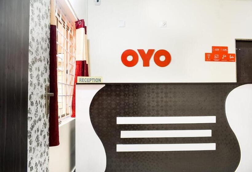 Hôtel O Shiv Sai Palace