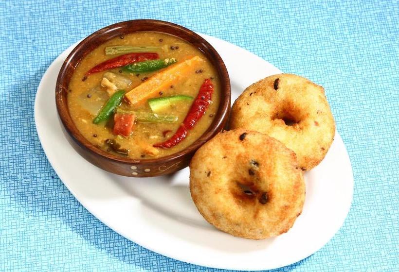 ホテル Oyo 72123 Sk Yercaud