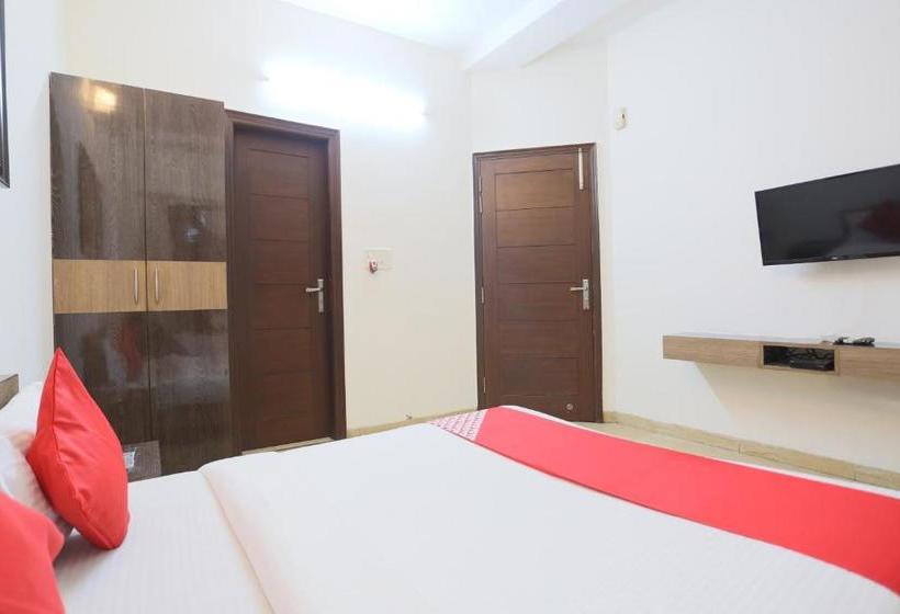 호텔 Spot On 72485 Ganpati Deluxe