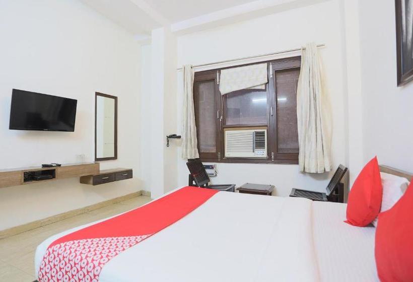 호텔 Spot On 72485 Ganpati Deluxe