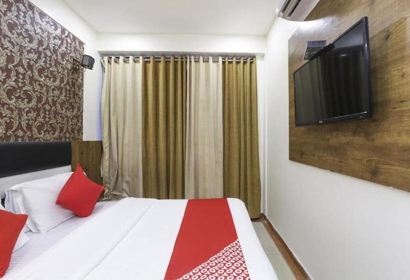 호텔 Spot On 72485 Ganpati Deluxe