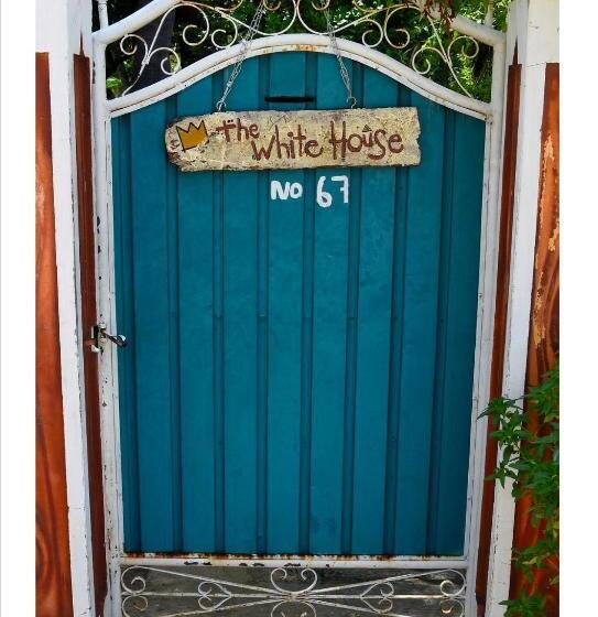 Pensjonat The White House